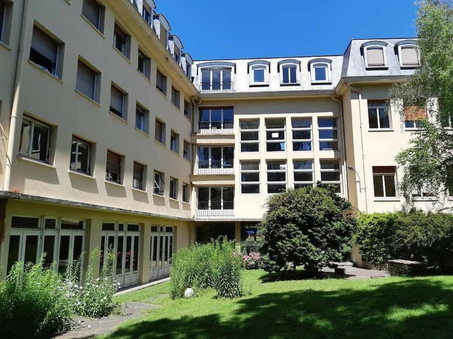 Chez MO Apartman Le Chesnay  Kültér fotó
